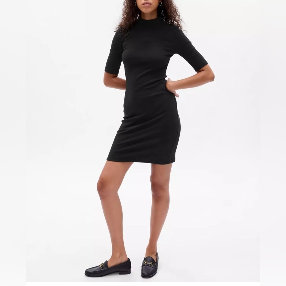 GAP Modern Mockneck Mini Dress #792860 Size Large NWOT